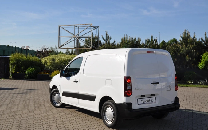 Citroen Berlingo cena 19900 przebieg: 230000, rok produkcji 2013 z Stoczek Łukowski małe 56